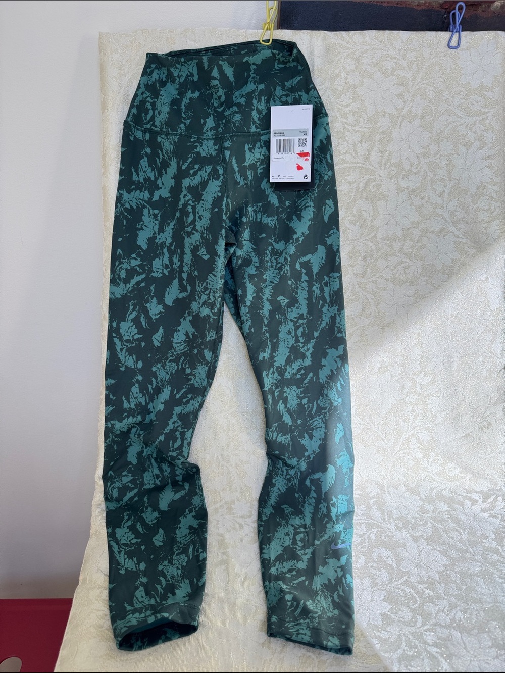 New Nike Dark Green Printed Dri-Fit women’s Leggings